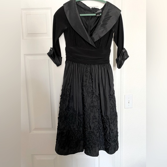 Jessica Howard Black Formal Dress - Picture 1 of 4